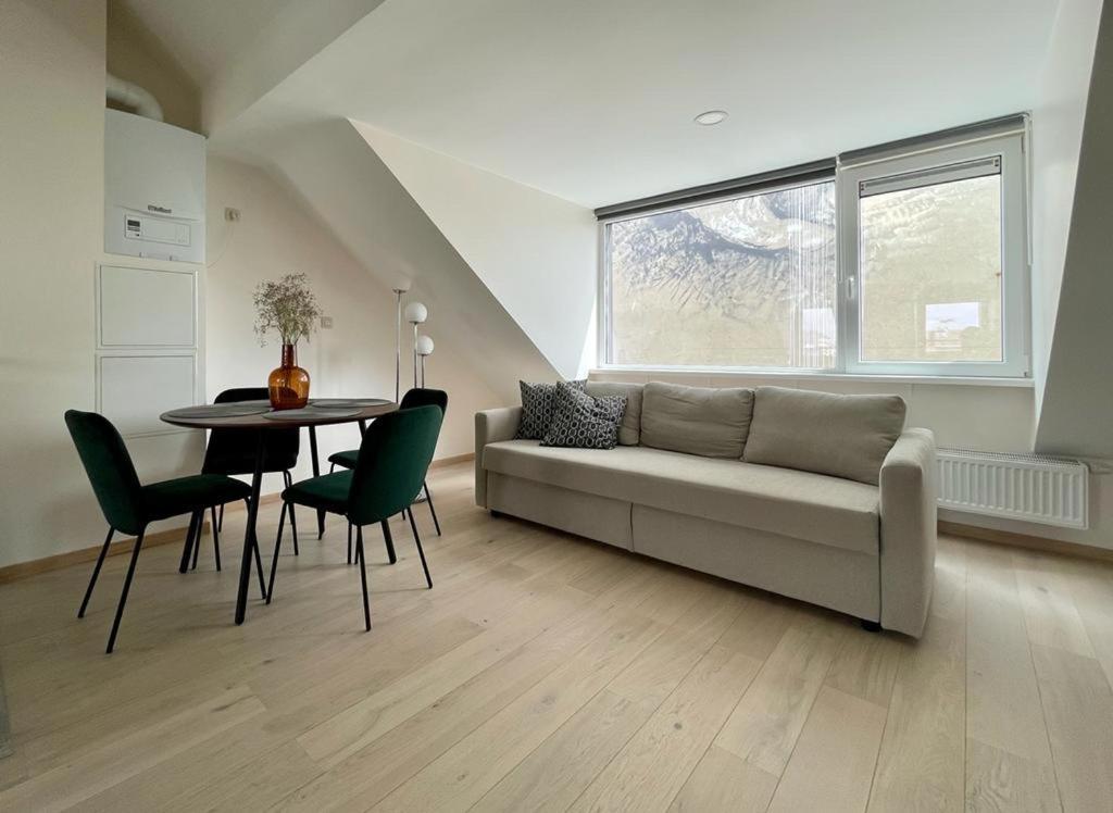 Charming Duplex On The Canal Brusel Exteriér fotografie